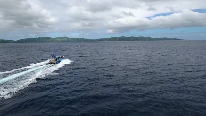 斐济的空中浮潜者