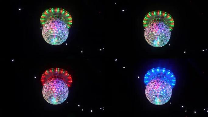 迪斯科镜球中心宽，夜间带RGB色光。