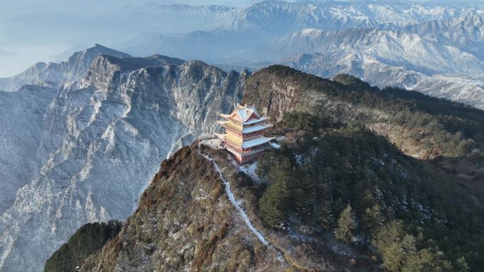 峨眉山金顶航拍