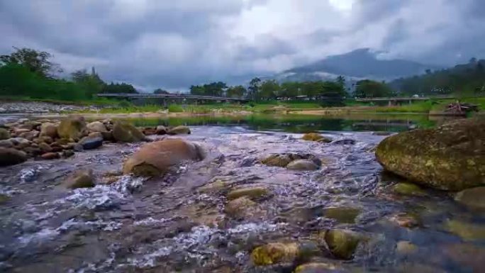 山溪水面景观