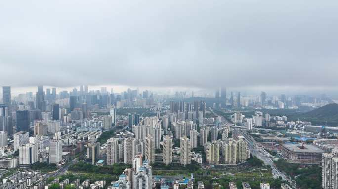 5K鸟瞰航拍暴风雨来临前的深圳全景5