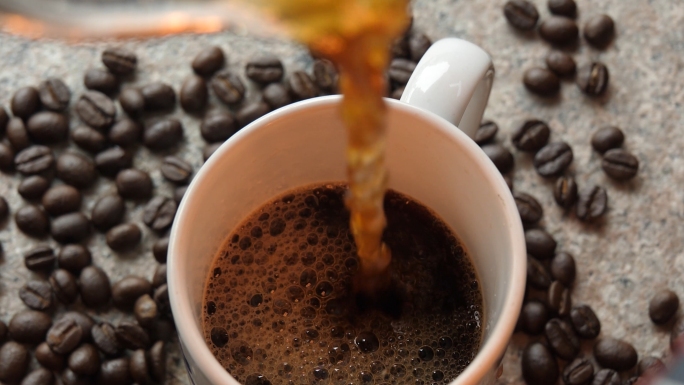 现磨咖啡冲泡咖啡