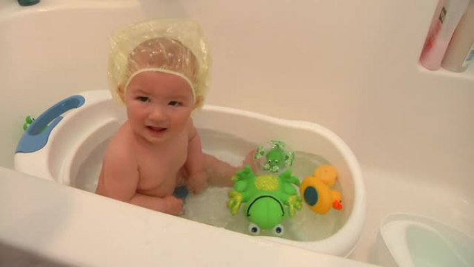 婴儿洗澡时间