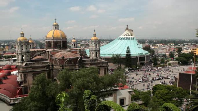 瓜达卢佩神社 “La Villa”
