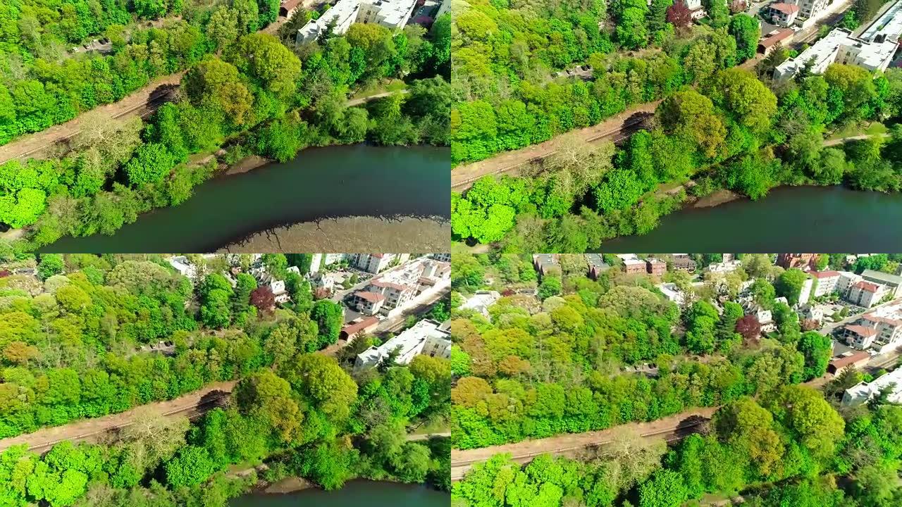 布朗克斯维尔村在布朗克斯河公园和布朗克斯河上的风景鸟瞰图。