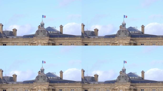 巴黎卢森堡宫的顶部，法国国旗挥舞着