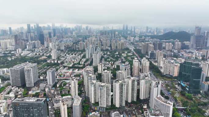 5K鸟瞰航拍暴风雨来临前的深圳全景4