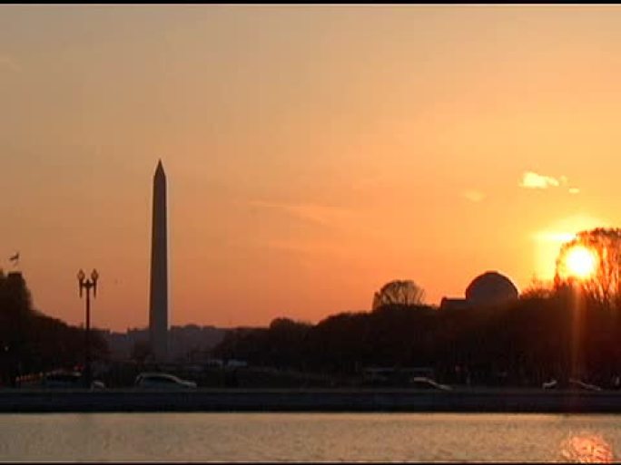 日落时的华盛顿纪念碑