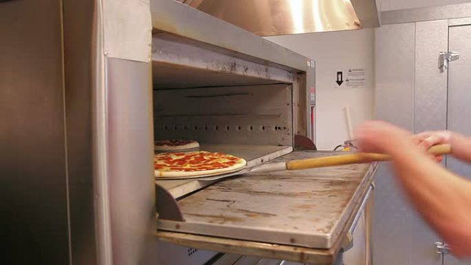 烤箱披萨