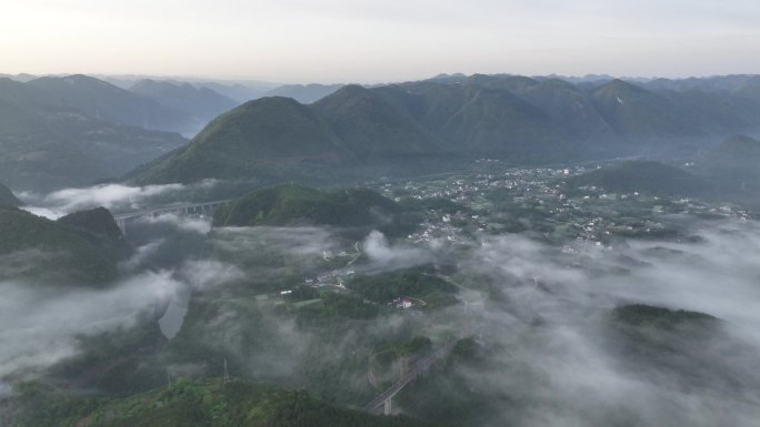 武陵大山建始高坪晨曦云海