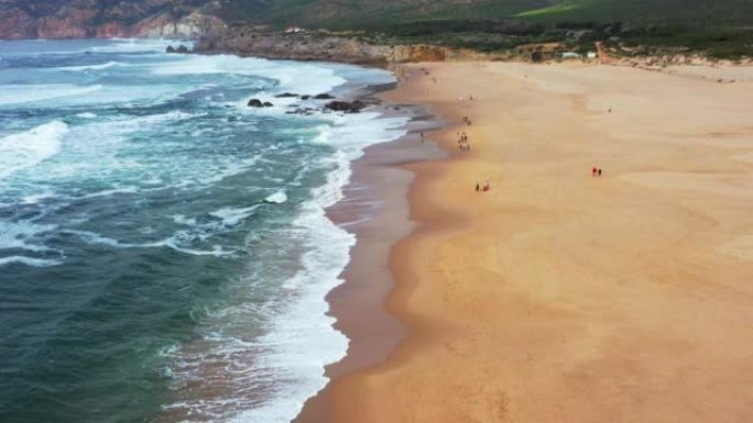 葡萄牙的大西洋海滩普拉亚达金乔鸟瞰图