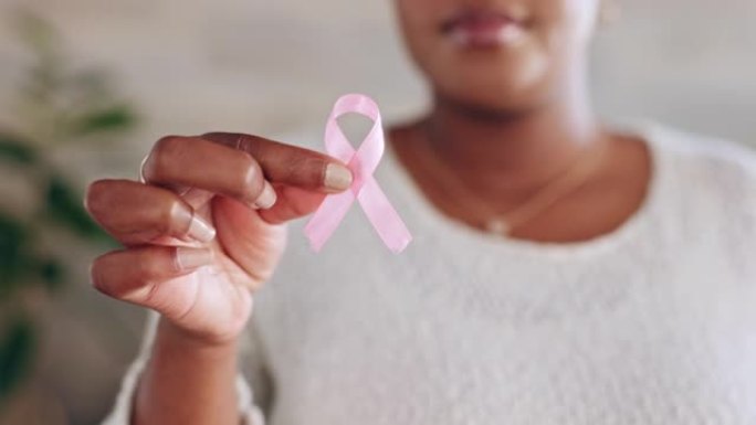 乳腺癌，粉红丝带和女人的手，带有意识，测试和健康检查的符号。保健，医疗保健和女孩拿着弓，标志和图标，