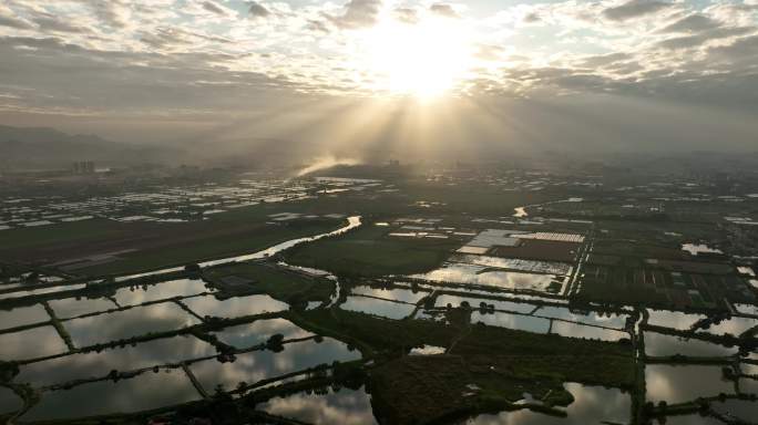 惠州福岗赛车场夕阳赛车跑车漂移