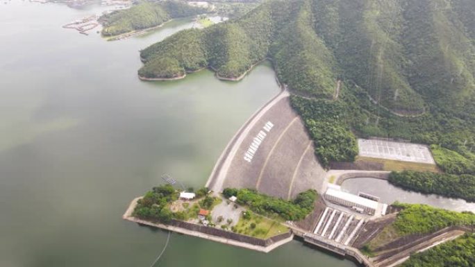 飞越水坝和水库湖峡谷水库水力发电水利资源