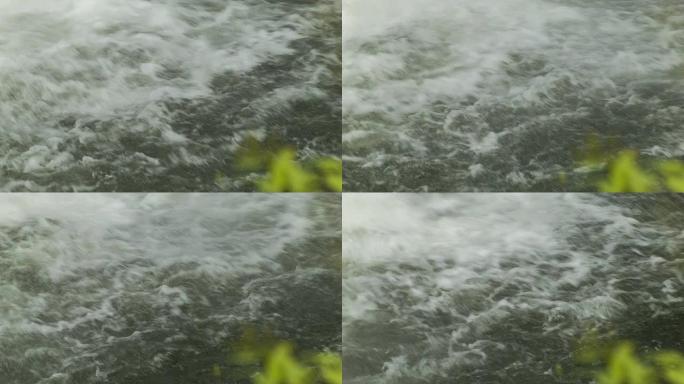 特写瀑布溅入北卡罗来纳州蓝岭山脉的游泳池