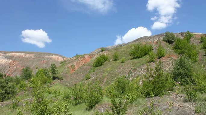 煤矿废渣堆，环境破坏