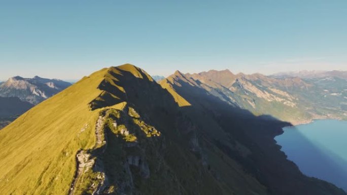 瑞士因特拉肯湖和山脊的鸟瞰图