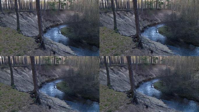 纯净水的野山河峡谷