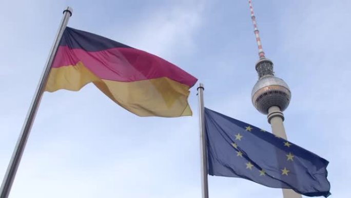 德国的旗帜和欧盟的天空，民主，社会，法制国家的象征