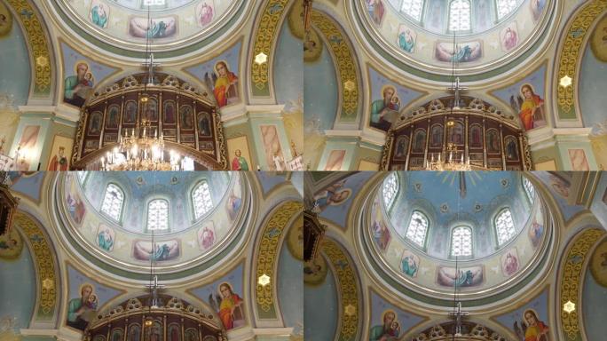 内部，东正教教堂的建筑，带有绘画和圣像。东欧的教堂和寺庙。