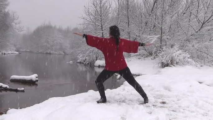 冬季瑜伽练习