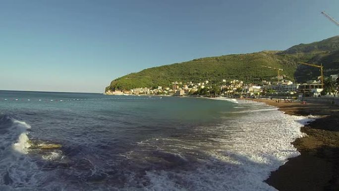 海滩上的海浪