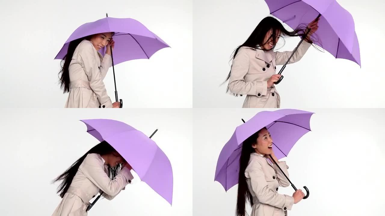 带伞的女人