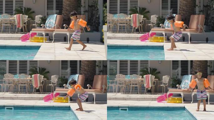 可爱的小男孩穿着游泳漂浮物害怕跳进游泳池紧张的孩子害怕水4k