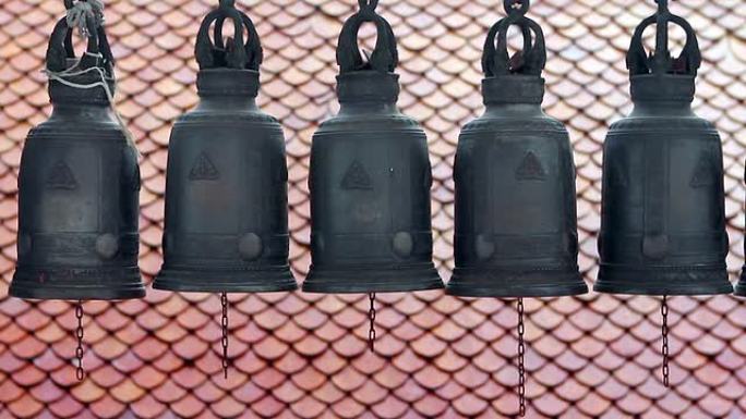 泰国曼谷佛教寺庙的钟声