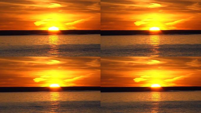 苏必利尔湖的日落