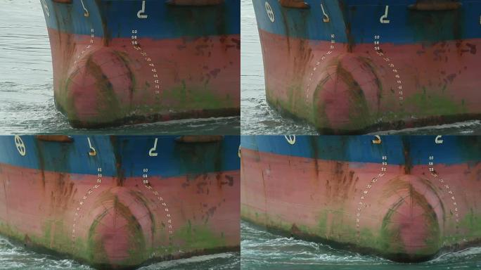 使用弓形推进器的船首转弯特写