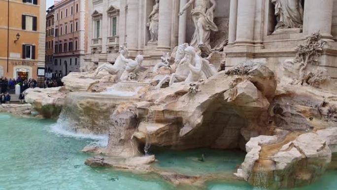 著名的罗马喷泉-特雷维喷泉 (Fontana di Trevi)