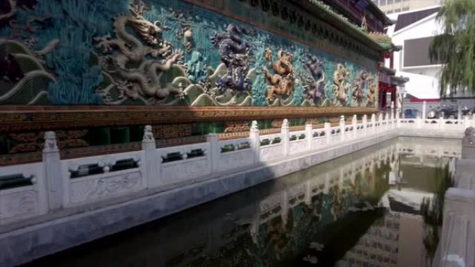 张家口市宣化的九龙墙，是北京以外唯一的九龙墙