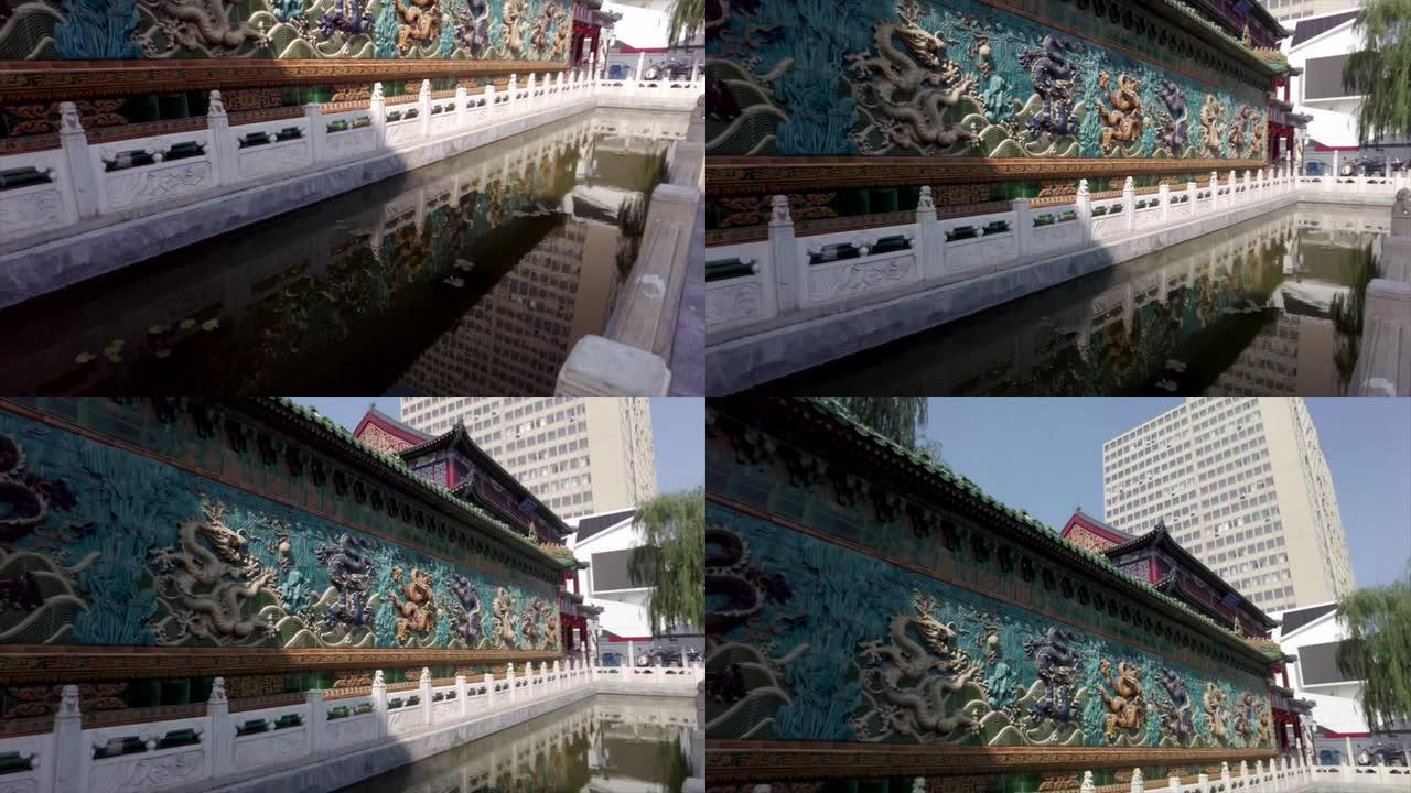 张家口市宣化的九龙墙，是北京以外唯一的九龙墙