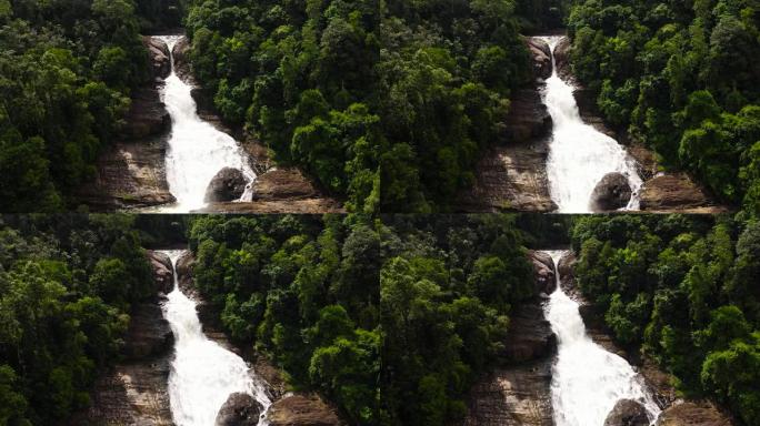 丛林环绕的山峡谷中的热带瀑布。