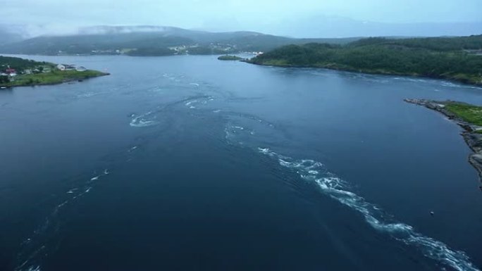 峡湾夏夜景 (挪威)