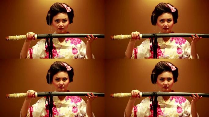 日本艺妓带剑