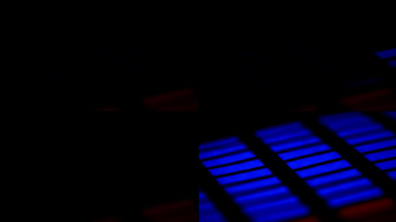 音频频谱分析仪的发光二极管蓝色和红色条