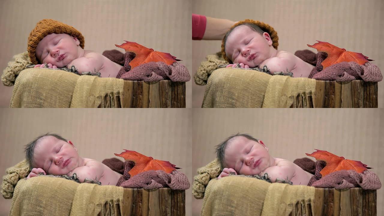 高清慢速: 棕色帽子睡觉的婴儿近距离拍摄