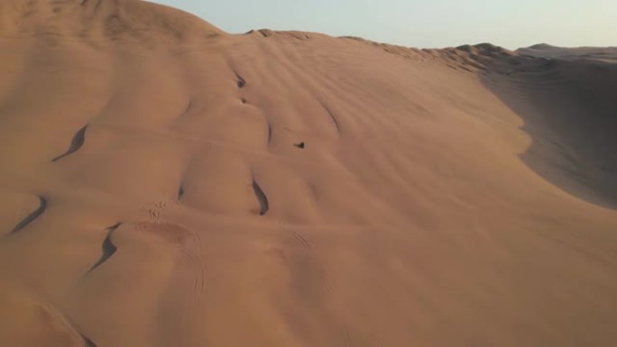 4K空中无人机内容的沙漠在瓦卡奇纳，伊卡，秘鲁，南美洲