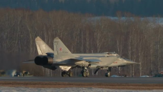 俄罗斯空军的军用飞机起飞前