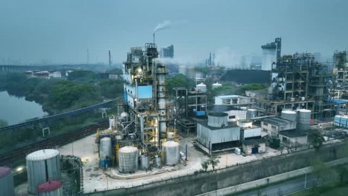 化工炼油厂鸟瞰图城市鸟瞰污水厂废水处理