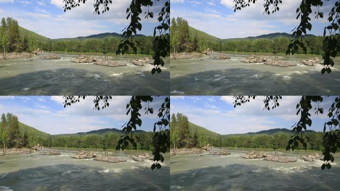 美丽的夏季景观山河卡屯。