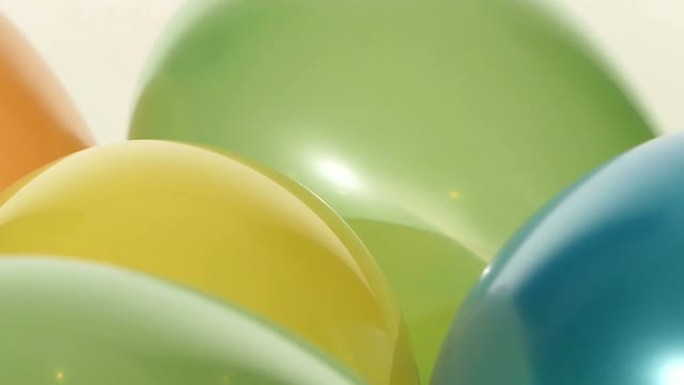 背景与许多彩色气球，旋转，特写