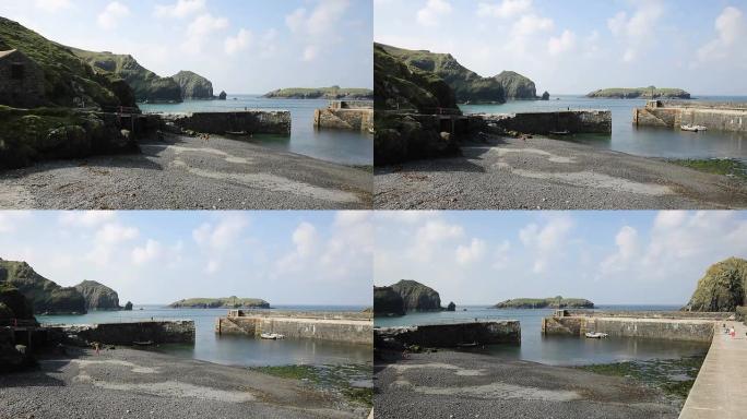 英国康沃尔郡Mullion Cove harbor英国蜥蜴英国锅