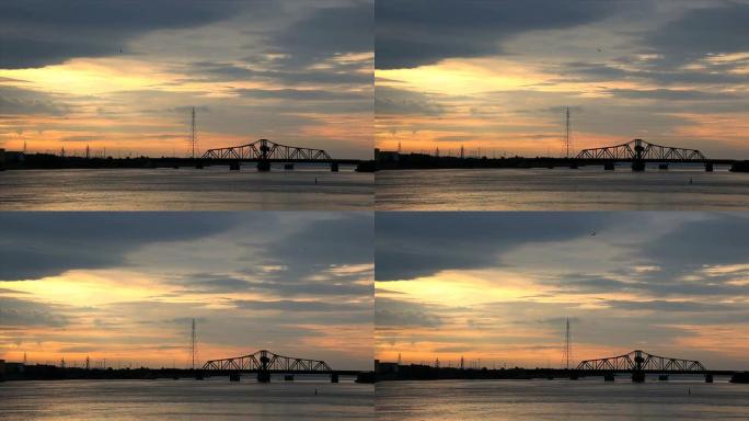 秋千桥和水道上的黎明
