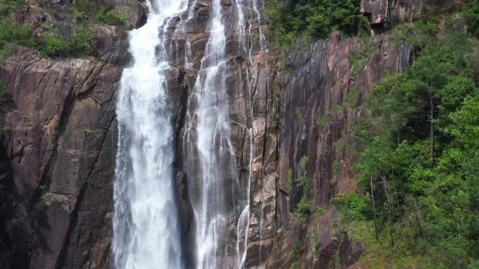 天台山大瀑布1 一镜到底