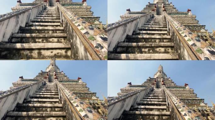 泰国首都的名片是佛教寺庙Wat Arun，黎明寺，它位于湄南河岸边