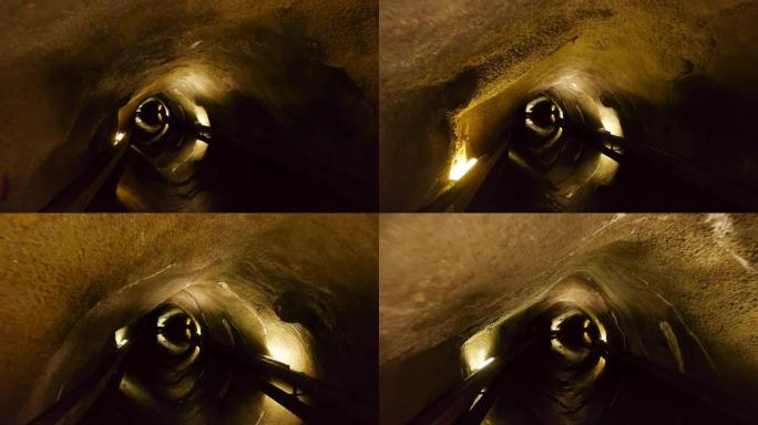 穿过充满水的隧道。