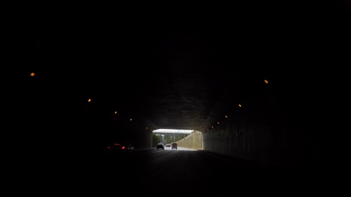 开车过隧道 隧道 汽车过隧道 汽车进隧道
